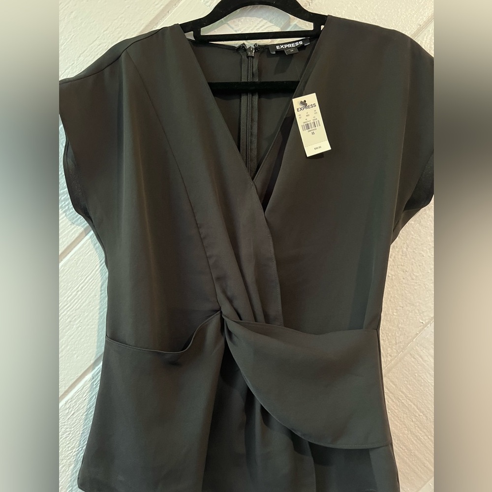 NWT! Express Black V-Neck Blouse Size XS
